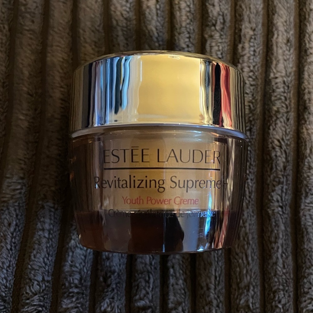 NEW - Estée Lauder Revitalizing Supreme+ Moisturizer Youth Power Creme. 0.5 Oz - Picture 2 of 3